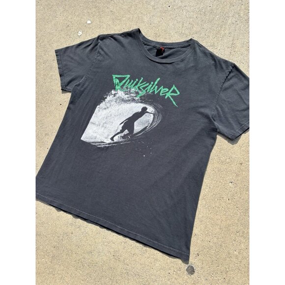 Vintage Quicksilver Surfer / Skater graphic T Shirt Sunfaded - Picture 4 of 6